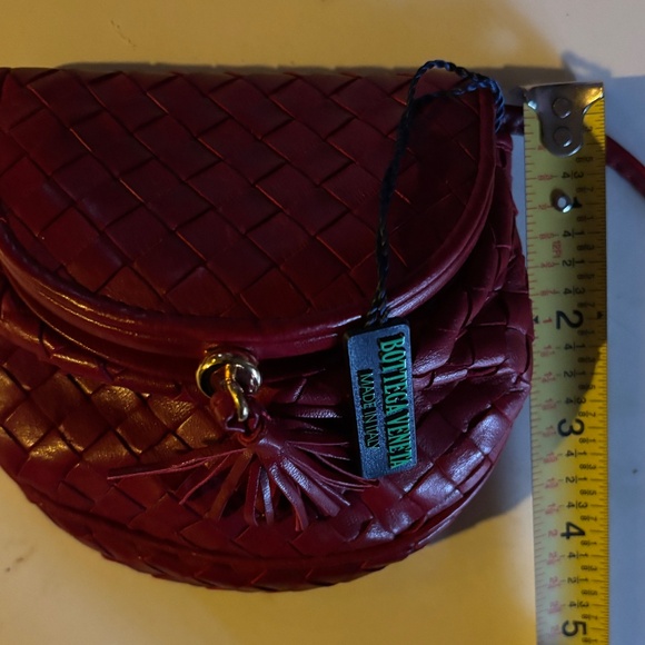 Bottega Veneta Intrecciato leather crossbody - Picture 5 of 6